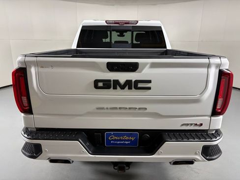 Used 2021 GMC Sierra 1500 AT4 w/ AT4 Premium Package AWD/4WD image 6