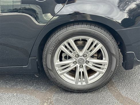 Used 2015 INFINITI Q40 w/ Navigation Package image 19