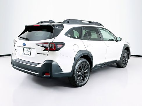 Used 2025 Subaru Outback Onyx Edition image 9