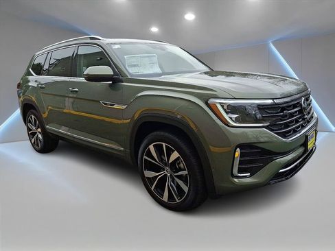 New 2026 Volkswagen Atlas SEL Premium R-Line image 2