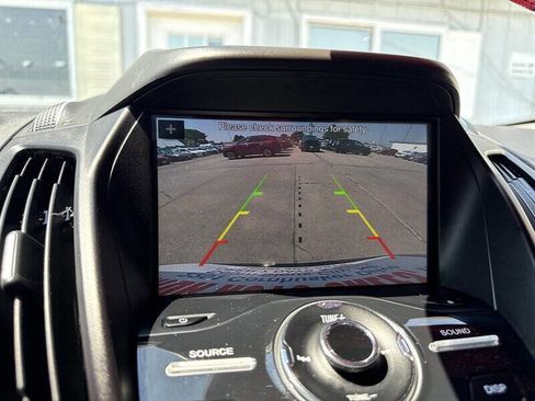 Used 2017 Ford Escape Titanium image 24