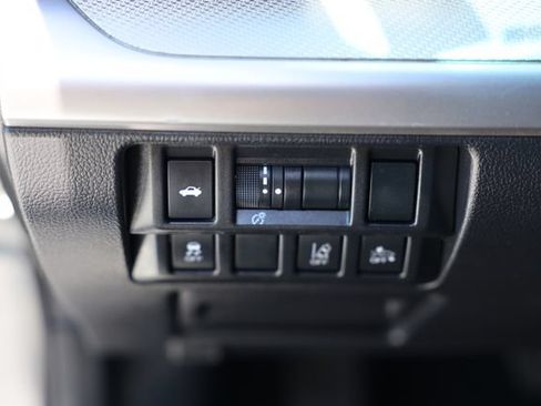 Used 2019 Subaru Legacy 2.5i Premium AWD/4WD image 14
