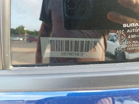 Used 2025 Subaru Crosstrek 2.0i Premium image 13