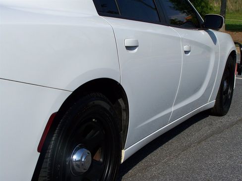 Used 2017 Dodge Charger Police w/ Fleet Park Assist Group RWD image 27