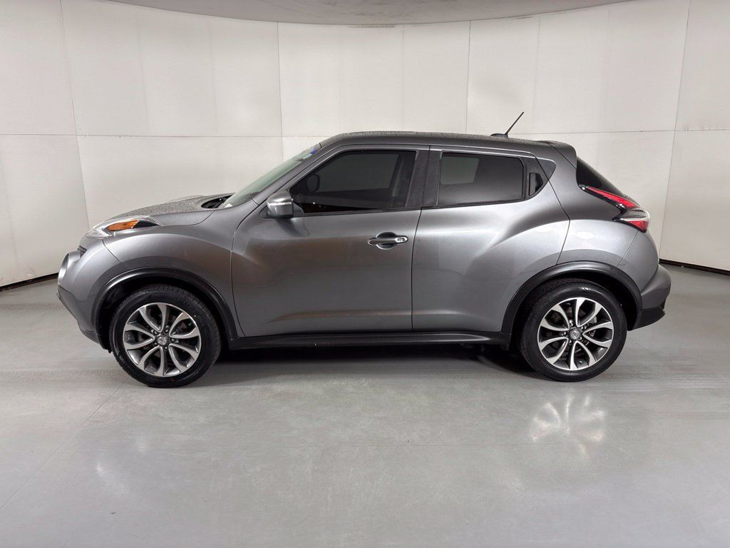 Used 2017 Nissan Juke SV AWD/4WD image 5