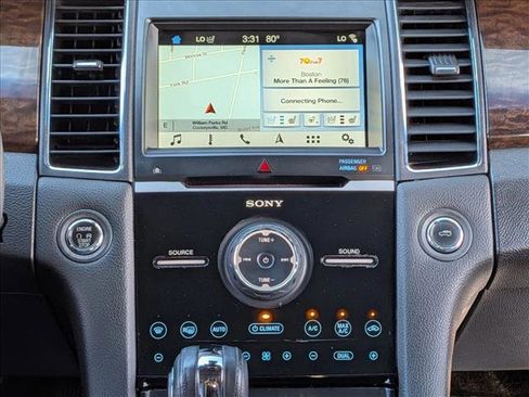 Used 2018 Ford Taurus Limited FWD image 14