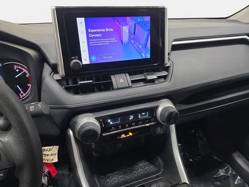 Used 2024 Toyota RAV4 LE FWD image 20