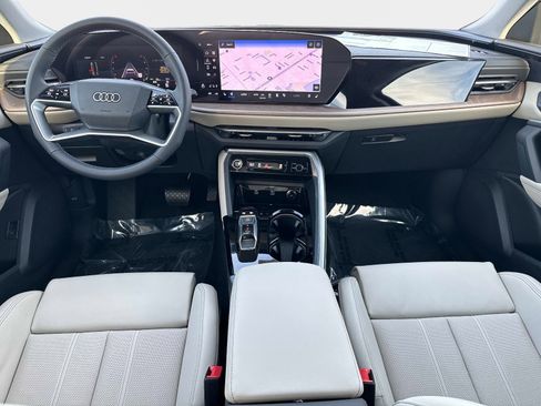 New 2025 Audi Q5 Premium Plus image 11