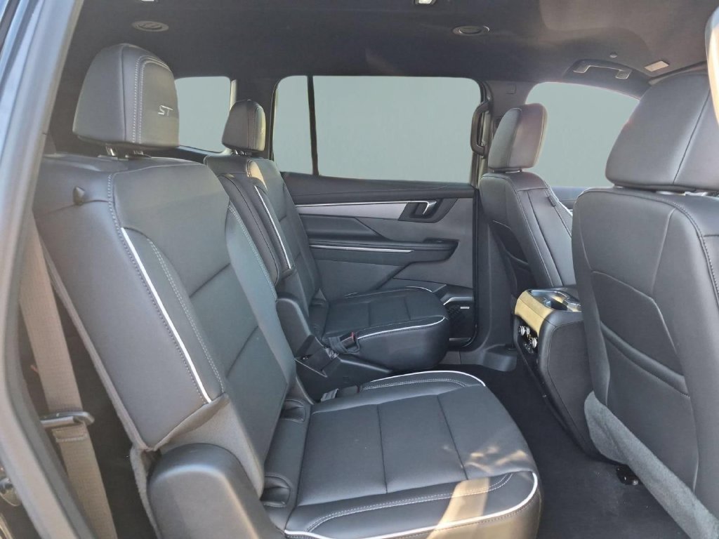 New 2027 Buick Enclave Sport Touring FWD image 26