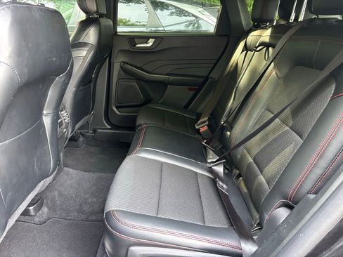 Used 2025 Ford Escape ST-Line AWD/4WD image 13
