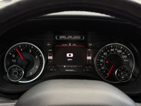 Used 2019 RAM 3500 Big Horn AWD/4WD image 10