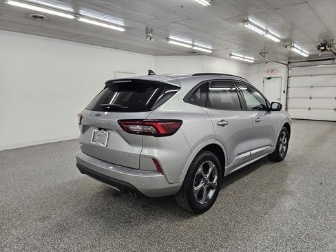 Used 2023 Ford Escape ST-Line Select w/ Tech Pack #2 AWD/4WD image 4