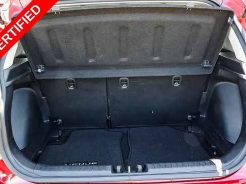 Certified 2023 Hyundai Venue Limited FWD image 29