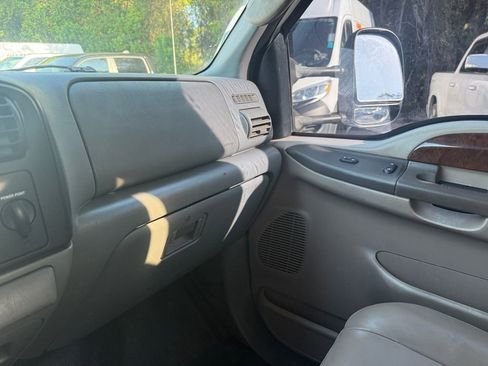 Used 2006 Ford F450 XL AWD/4WD image 26