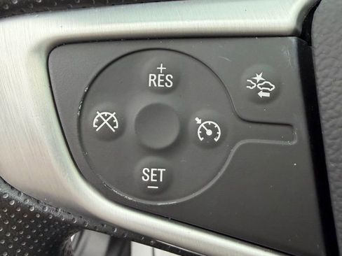 Used 2023 GMC Terrain SLE w/ Driver Convenience Package AWD/4WD image 24
