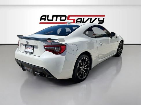 Used 2020 Toyota 86 image 7
