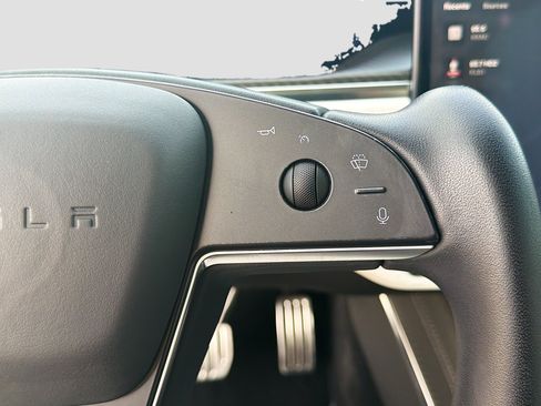 Used 2022 Tesla Model S Plaid image 37