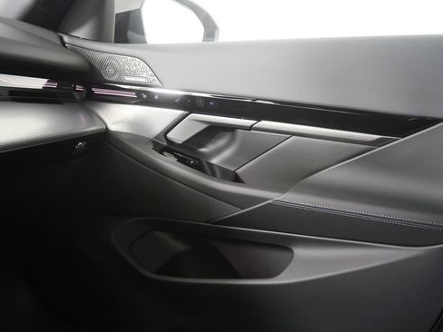 New 2026 BMW 530i w/ Executive Package image 26