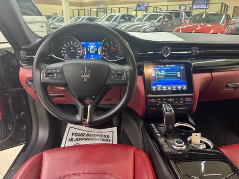 Used 2020 Maserati Quattroporte S image 21