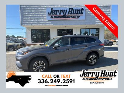 Used 2022 Toyota Highlander XLE