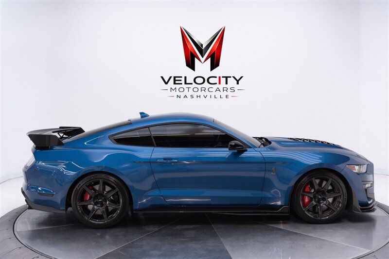 Used 2021 Ford Mustang Shelby GT500 w/ Carbon Fiber Track Pack RWD image 13