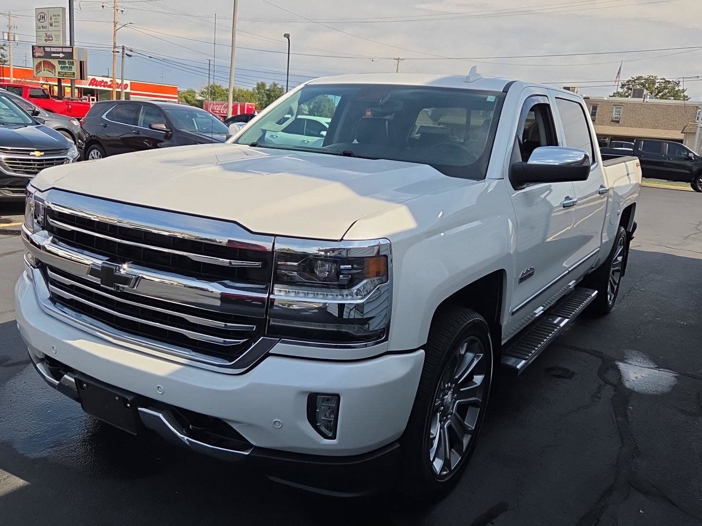 Used 2018 Chevrolet Silverado 1500 High Country AWD/4WD image 10