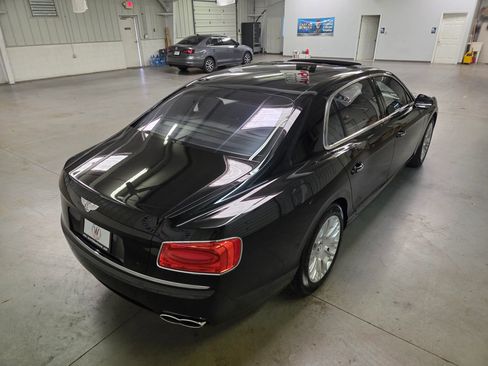 Used 2018 Bentley Flying Spur V8 AWD/4WD image 7