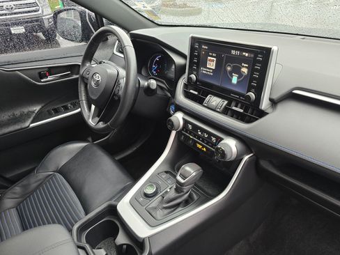 Used 2020 Toyota RAV4 XSE w/ XSE Grade Weather Package AWD/4WD image 35