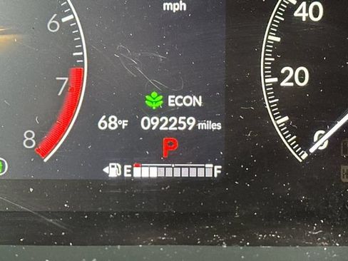 Certified 2024 Honda HR-V EX-L image 28