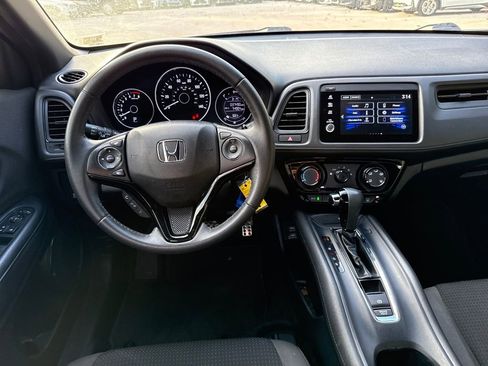 Used 2020 Honda HR-V Sport image 18