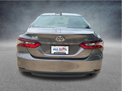 Used 2023 Toyota Camry LE FWD image 8