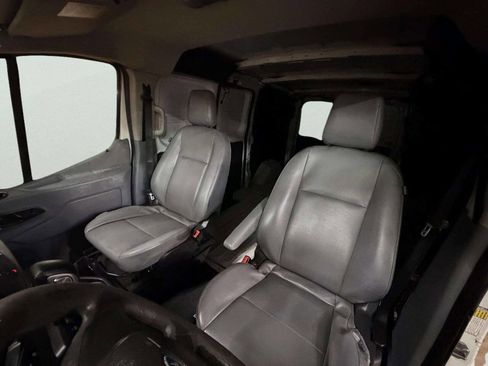 Used 2016 Ford Transit 250 130 Low Roof image 22