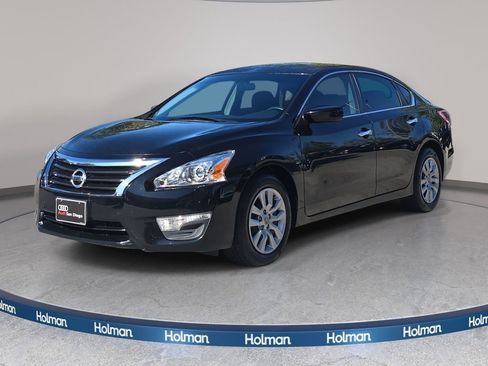 Used 2013 Nissan Altima 2.5 S image 1
