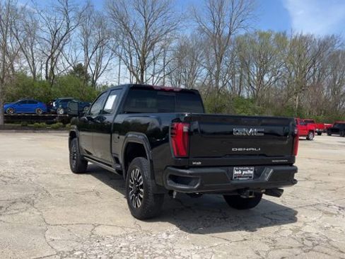 Certified 2025 GMC Sierra 3500 Denali Ultimate AWD/4WD image 7