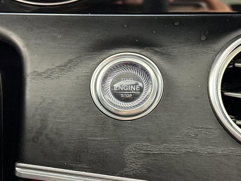 Used 2019 Mercedes-Benz E 300 image 27