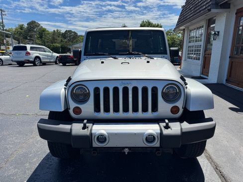 Used 2010 Jeep Wrangler Unlimited Sahara w/ Trailer Tow Group AWD/4WD image 25