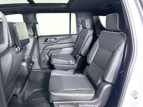 New 2026 GMC Yukon XL Elevation w/ Elevation Premium Package AWD/4WD image 27