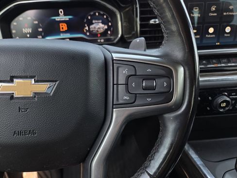 Used 2023 Chevrolet Silverado 1500 LT AWD/4WD image 24
