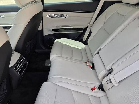 New 2026 Genesis GV70 2.5T AWD/4WD image 22