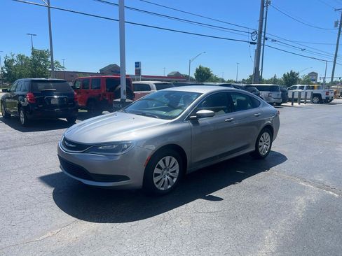 Used 2015 Chrysler 200 LX FWD image 2