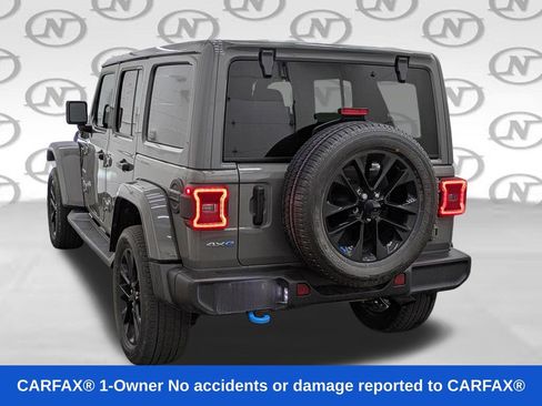 Used 2023 Jeep Wrangler Unlimited Sahara w/ Cold Weather Group AWD/4WD image 24