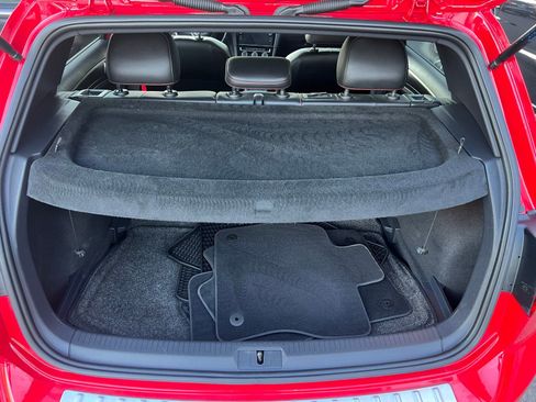 Used 2020 Volkswagen GTI SE image 24