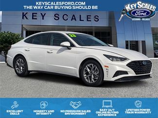 Used 2023 Hyundai Sonata SEL w/ Cargo Package image 1