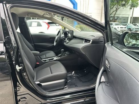 Used 2023 Toyota Corolla LE FWD image 29