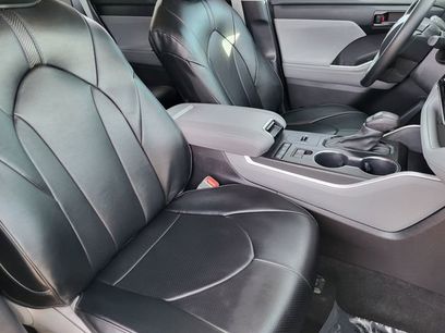 Used 2022 Toyota Highlander L