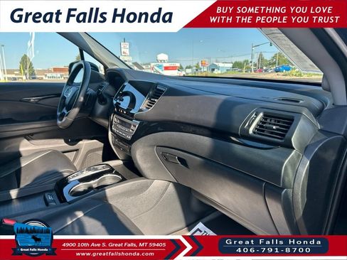 Used 2022 Honda Pilot Touring image 35