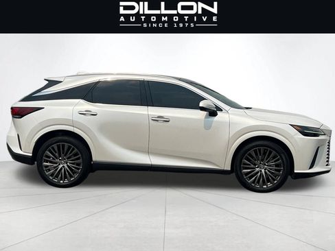 Used 2024 Lexus RX 350 AWD w/ Convenience Package image 3