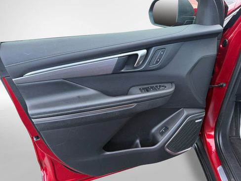 Certified 2025 Buick Enclave Preferred image 14