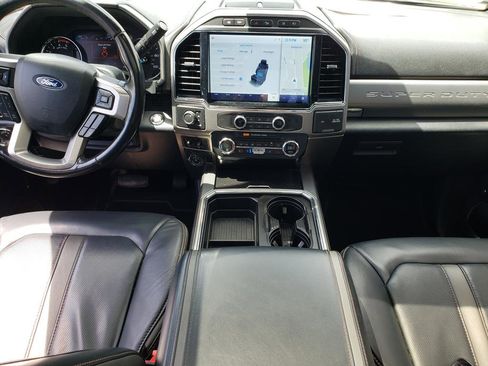 Used 2022 Ford F350 Platinum AWD/4WD image 12