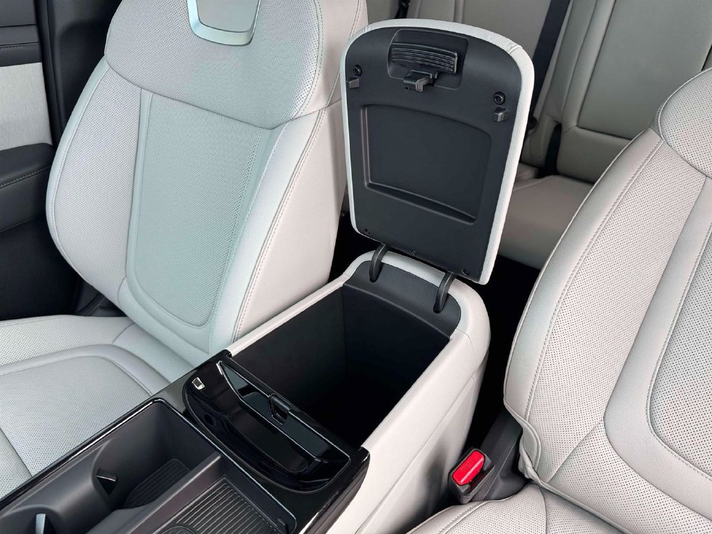 New 2026 Hyundai Tucson Limited AWD/4WD image 19